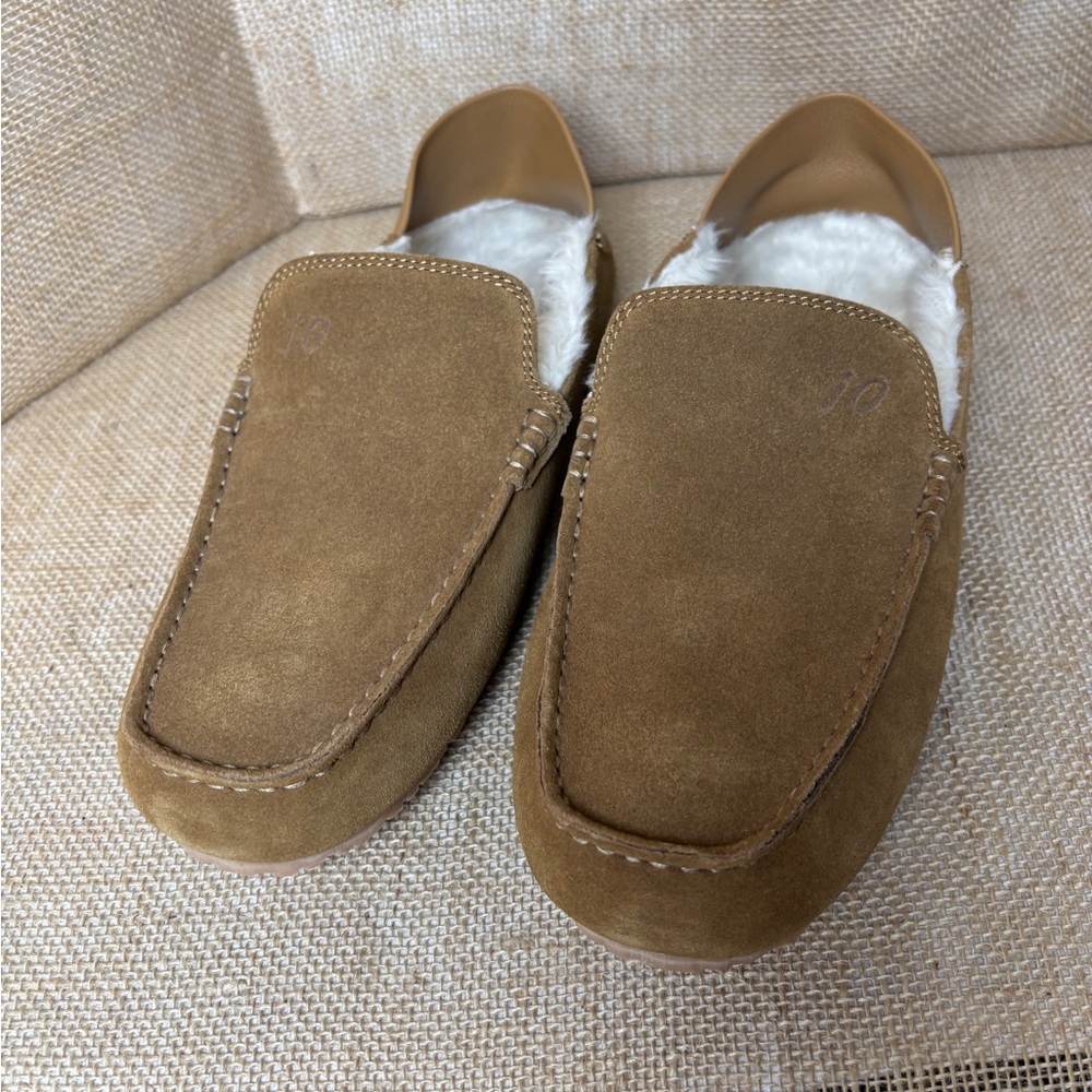 Johnnie-O men’s sofa, tan moccasin slippers size 10 MJMFW1260 faux fur lining